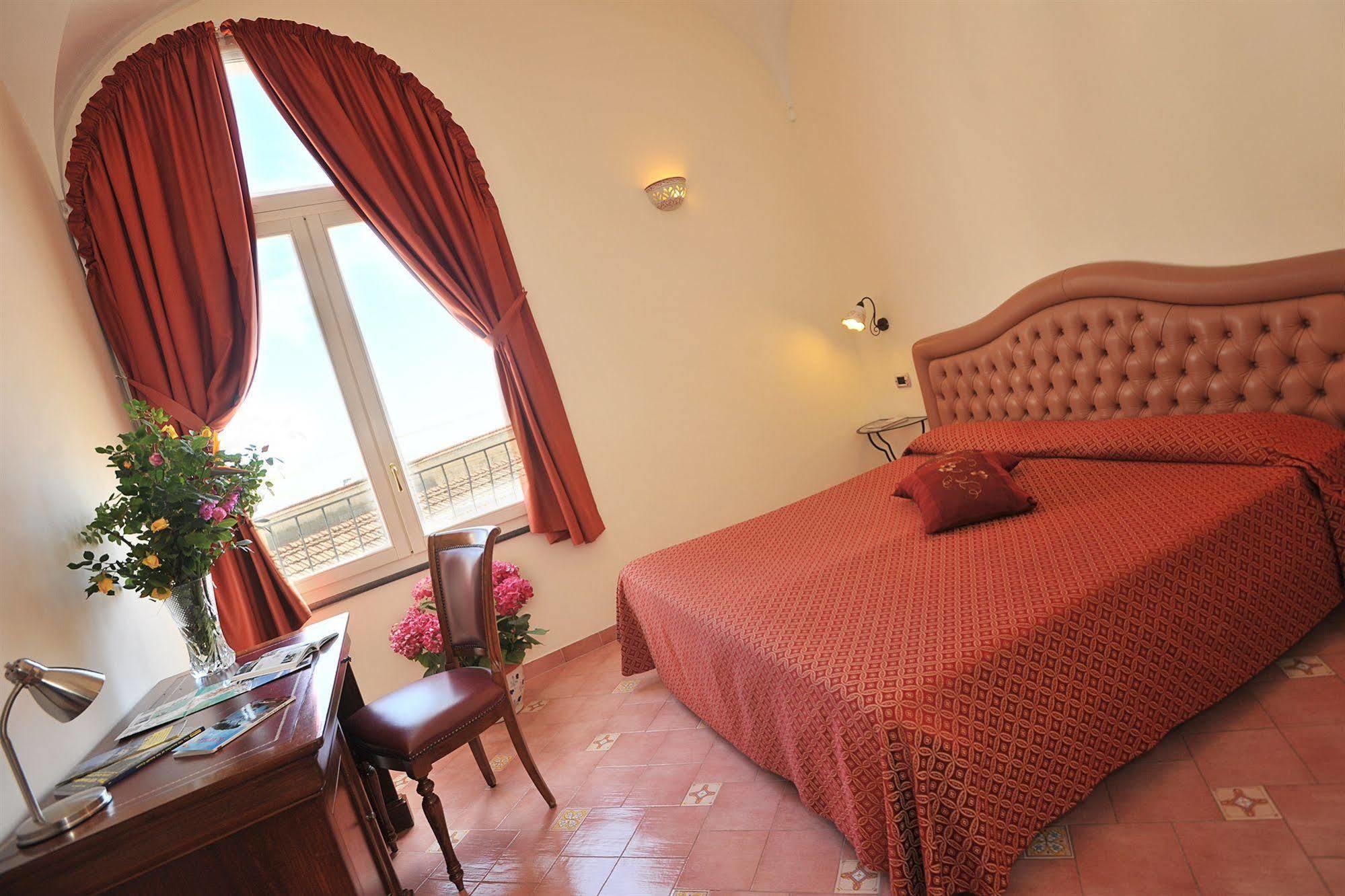 Albergo L'Antico Convitto Amalfi Exterior foto